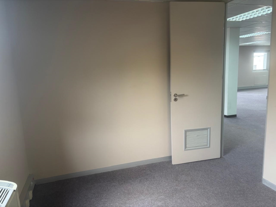 To Let Commercial Property for Rent in Rosendal Western Cape